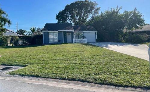 9091 Chrysanthemum Dr, Boynton Beach, FL 33472-1236