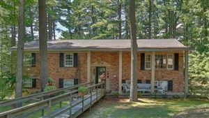 2 Bonnie Dr, Guilderland, NY 12084-9761
