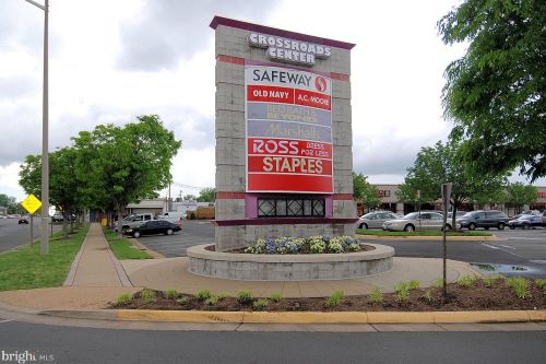 3705 George Mason Dr, Falls Church VA  22041-3759 exterior