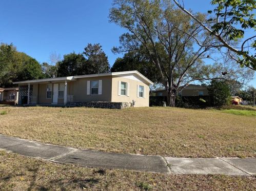 1451 Layton Ave, Deltona, FL 32725-5735