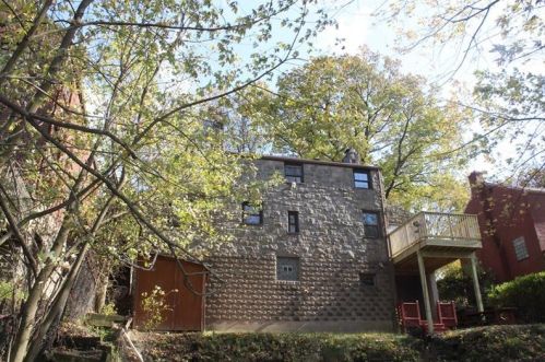 1865 Graham Blvd, Pittsburgh, PA 15235-2757