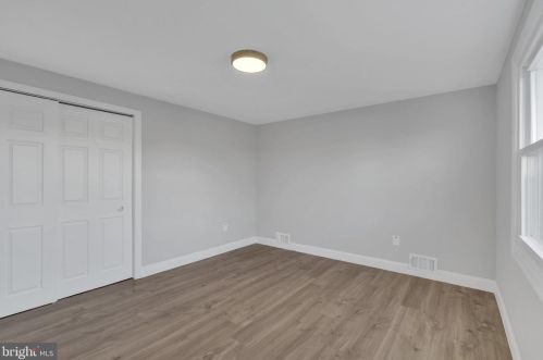 83 Hamilton Ln, Willingboro NJ  08046-1704 exterior