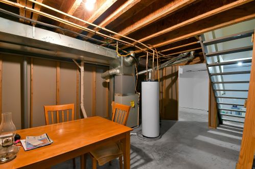 1548 Roscommon Dr, Pataskala OH  43062-7017 exterior