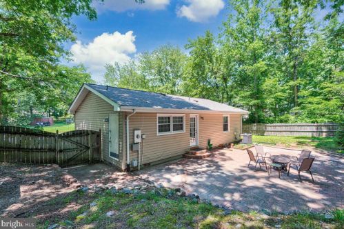 304 Albany St, Fredericksburg VA  22407-6304 exterior