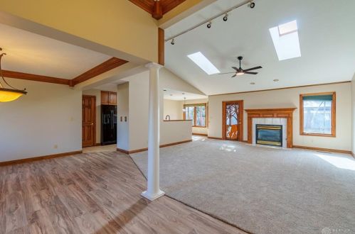 240 Fivepines Ct, Englewood OH  45315-9636 exterior