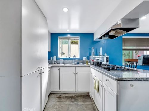 17119 Saticoy St, Van Nuys CA 91406-2146 exterior