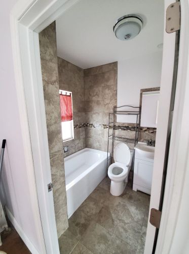 639 Johnson St, Gary IN  46402-2138 exterior