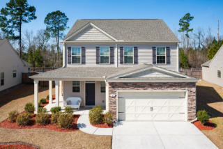 187 Palm Dr, Winnabow, NC 28479-5668