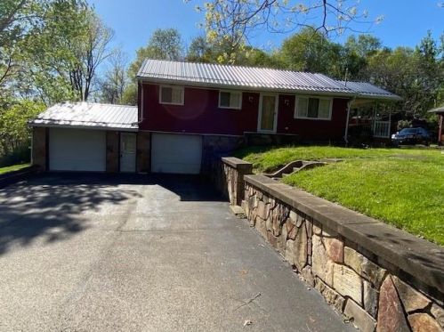 199 Short Cut Rd, Grays Landing, PA 15461-2521