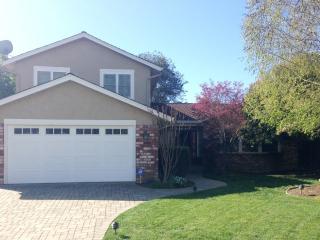 6745 Stephan Ct, Gilroy, CA 95020-6718