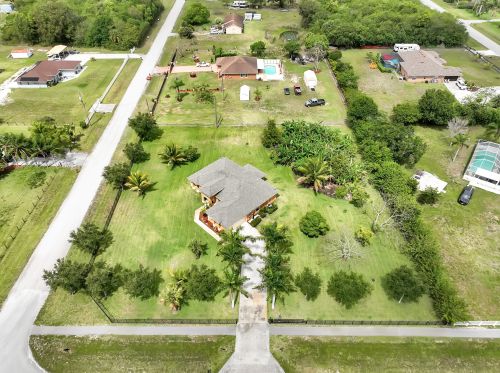 3393 Mandarin Blvd, Town Of Loxahatchee Groves, FL 33470-3617