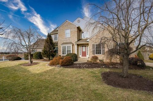 2487 Thistle Rd, Macungie, PA 18062-8488