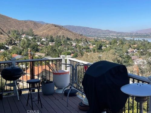 33450 Mitchell Dr, Lake Elsinore CA  92530-5888 exterior