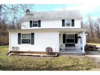 4 Brooklyn Ln, Milford, OH 45150-1325