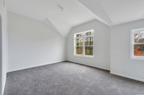 594 Canal Rd, Mount Sinai NY  11766-3307 exterior