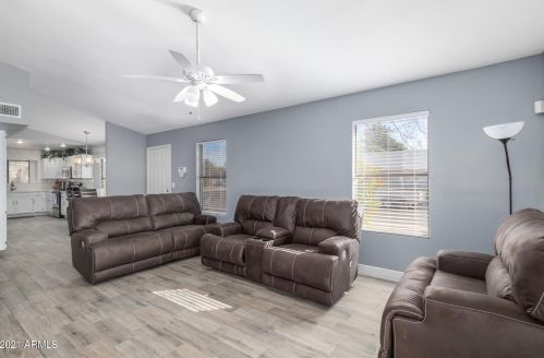 6441 Golden Ln, Glendale AZ  85302-4440 exterior