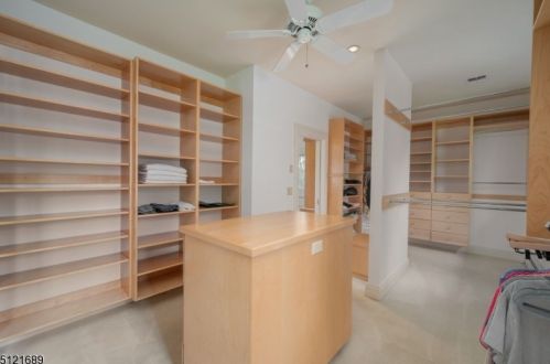 48 Shore Rd, Mountain Lakes NJ  07046-1523 exterior