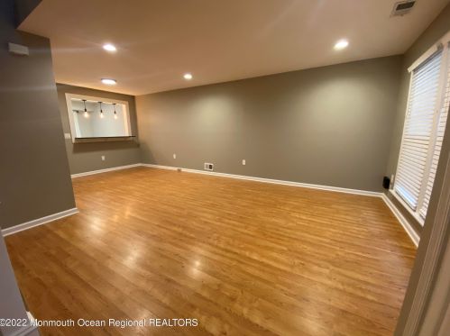 11 Duncan Way, East Freehold NJ  07728-4349 exterior