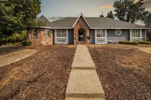105 Miller Way, Folsom, CA 95630-1838