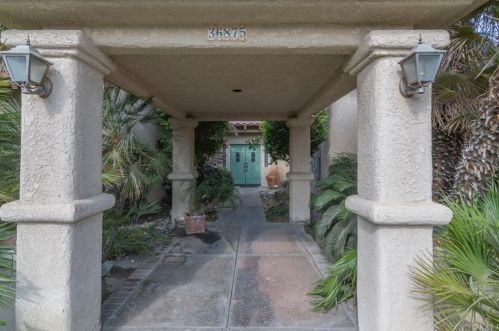 36875 Palm Ct, Rancho Mirage, CA 92270-2206