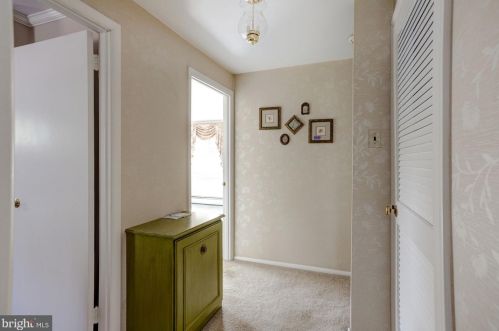 848 Woodlawn Dr, Lansdale PA  19446-4516 exterior