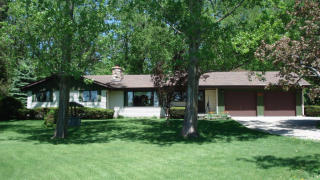 22224 Plank Rd, Kansasville, WI 53139-9735