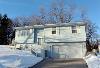 2214 Patricia Ln, Waukesha, WI 53188-1503