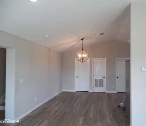 1106 Church St, Marianna FL  32448-7361 exterior