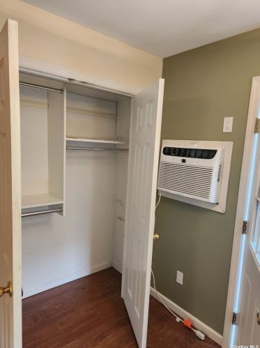 3 Sunken Meadow Rd, Northport NY  11768-2718 exterior