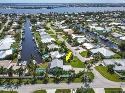 1489 Seahawk Way, Palm City FL  34990-4249 exterior