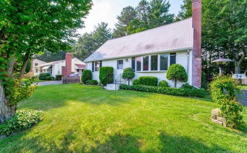 34 Cody Ave, Plainville, CT 06062-1137