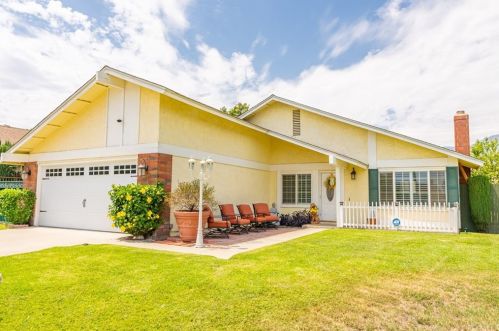 2037 Sycamore Ct, Ontario, CA 91764-1647