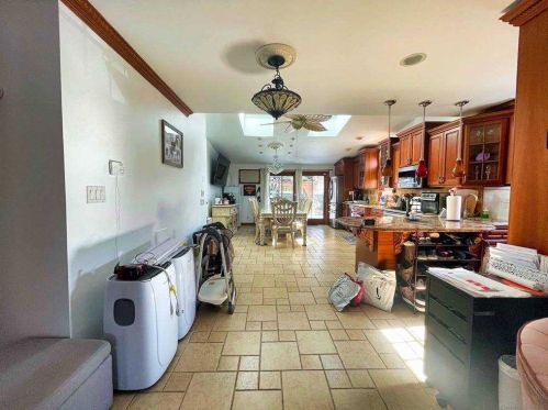 82 Whaley Ave, Bethpage NY  11714-5250 exterior