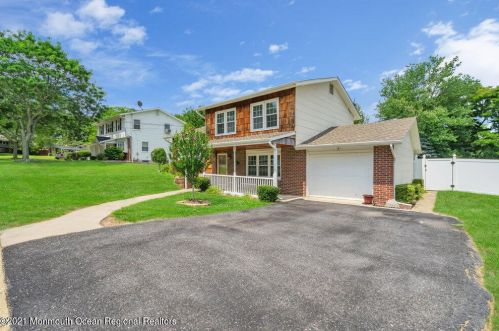 34 Wyoming Dr, Jackson Twp NJ  08527-1544 exterior