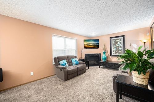 8311 Crete Ln, Blacklick OH  43004-8307 exterior