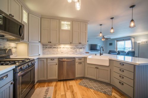 263 Stonefield Dr, Lake Mills, WI 53551-1965