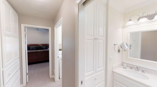 3960 Michelle Lynn Ct, Turlock CA  95382-8518 exterior