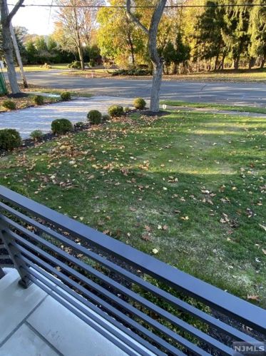 436 Ruckman Rd, Closter NJ  07624-2326 exterior