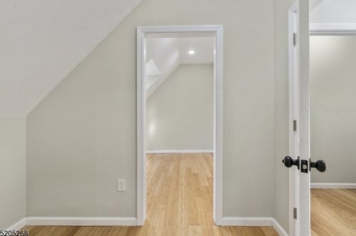 215 Rutledge Ave, East Orange NJ  07017-4911 exterior