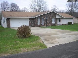 1440 Warrick Dr, Ashtabula, OH 44004-2249