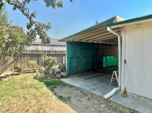 1770 Ash Ct, Livingston CA  95334-1801 exterior