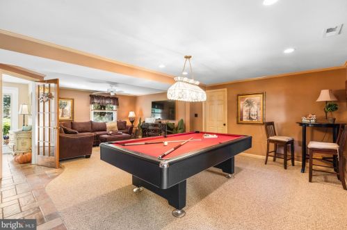 117 Monticello Dr, Riverton NJ 08077-4377 exterior