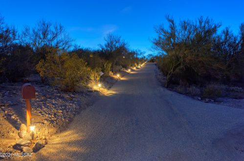 4935 Calle Bosque, Tucson, AZ 85718-6335