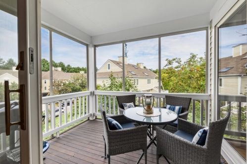 39 Abington Rd, Danvers, MA 01923-3665