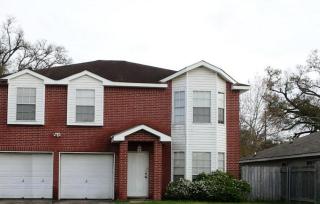 7 Adrian Ct, Westwego, LA 70094-5827
