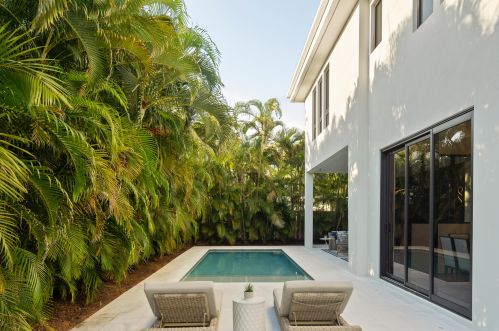1133 3rd Ave, Boca Raton, FL 33432-2651