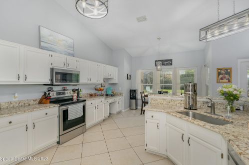 5090 Winchester Dr, Titusville FL  32780-6773 exterior