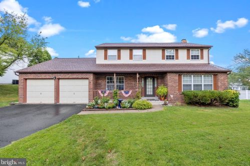 660 Amalie Ct, Southampton, PA 18966-4904