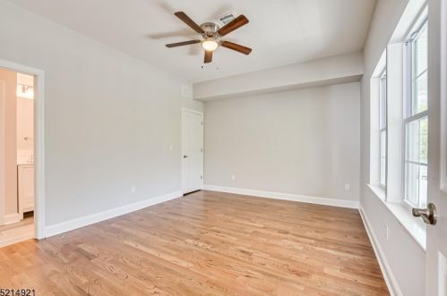 421 River Rd, Rahway NJ  07065-4203 exterior