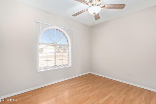 6931 Tuckey Ln, Glendale AZ 85303-3412 exterior